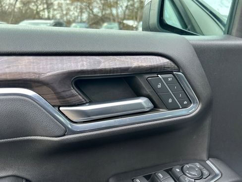 Used 2023 Chevrolet Silverado 1500 LTZ w/ LTZ Premium Package image 18