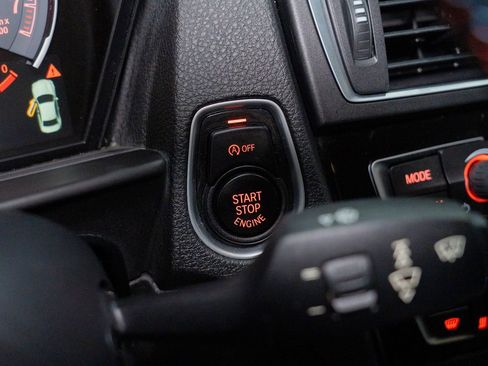 Used 2017 BMW M2 image 42