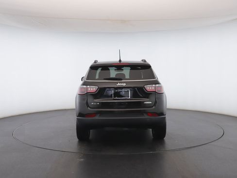 Used 2019 Jeep Compass Latitude w/ Popular Equipment Group image 19