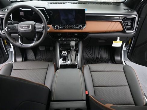 New 2026 GMC Canyon AT4 w/ AT4 Premium Package image 23