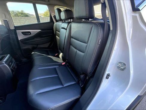 Certified 2024 Nissan Murano SV w/ SV Midnight Edition Package image 19