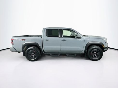Used 2025 Nissan Frontier PRO-4X AWD/4WD image 10