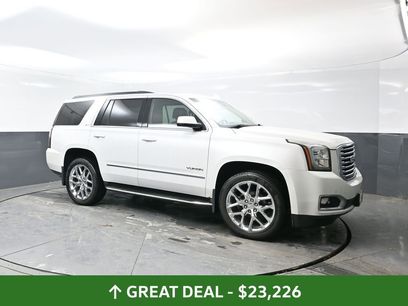 Used 2017 GMC Yukon SLT w/ Premium Edition