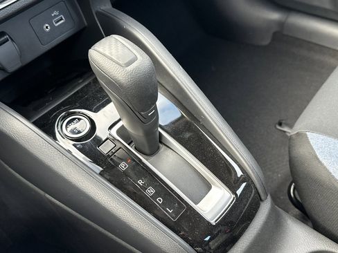 New 2025 Nissan Versa SV w/ Trunk Package image 20