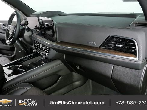 Used 2025 Chevrolet Tahoe High Country w/ Sun And Tow Package image 25