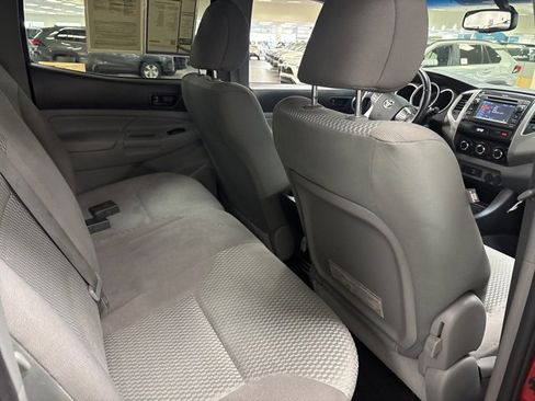 Used 2013 Toyota Tacoma PreRunner image 11