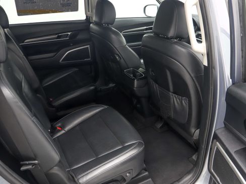 Used 2020 Kia Telluride S AWD/4WD image 15