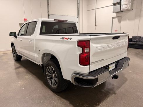Used 2022 Chevrolet Silverado 1500 LT image 7