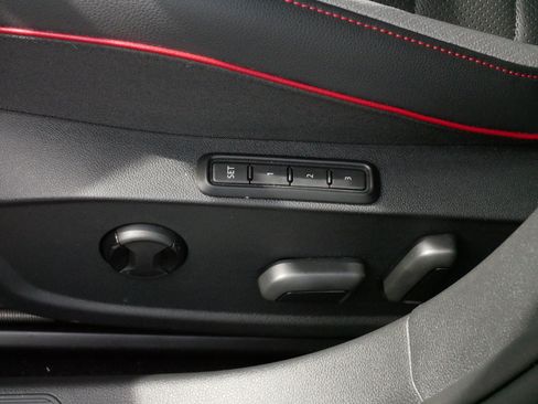 Certified 2025 Volkswagen GTI SE w/ SE Leather Seating Package FWD image 20