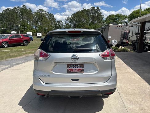 Used 2016 Nissan Rogue S image 6