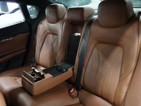Used 2014 Maserati Quattroporte GTS RWD image 22