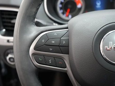 Used 2022 Jeep Cherokee Limited image 21