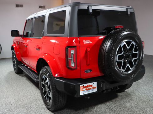 Used 2023 Ford Bronco Outer Banks image 9