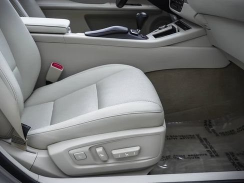 Used 2015 Lexus ES 350 w/ Premium Package FWD image 25