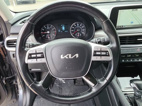 Used 2022 Kia Telluride EX w/ EX Premium Package FWD image 30