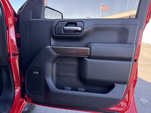 Used 2021 Chevrolet Silverado 1500 LT Trail Boss w/ Convenience Package II image 37