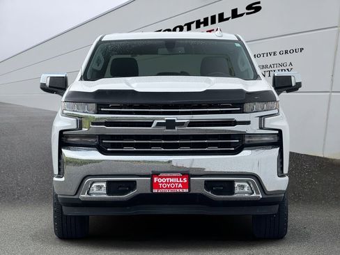 Used 2020 Chevrolet Silverado 1500 LTZ w/ Z71 Off-Road Package AWD/4WD image 2