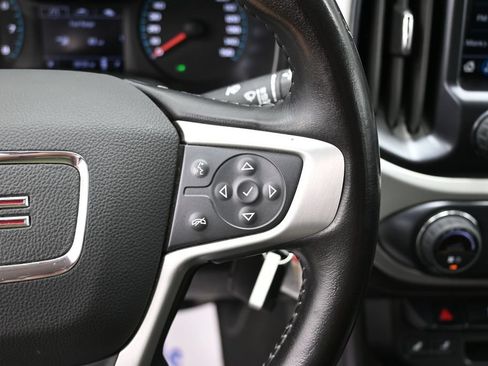 Used 2022 GMC Canyon Elevation w/ Elevation Premium Package AWD/4WD image 18
