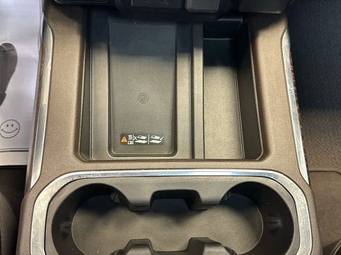 Used 2023 GMC Sierra 3500 Denali w/ Denali Ultimate Package image 24