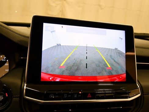 Used 2023 Jeep Compass Limited image 24