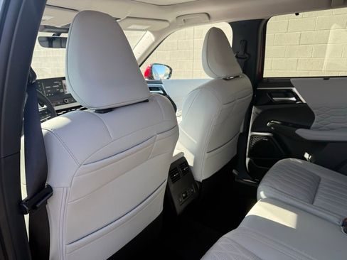 New 2026 Mitsubishi Outlander SEL AWD/4WD image 23