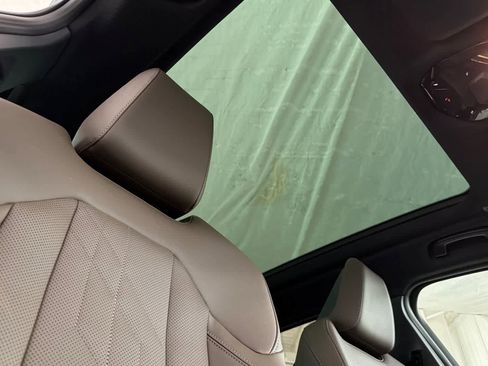 Used 2025 BMW X3 xDrive30i w/ Convenience Package image 17