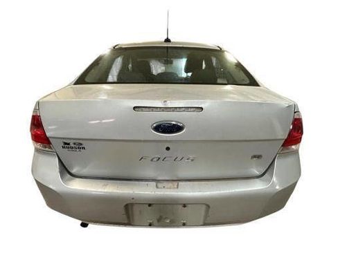 Used 2009 Ford Focus SE FWD image 4