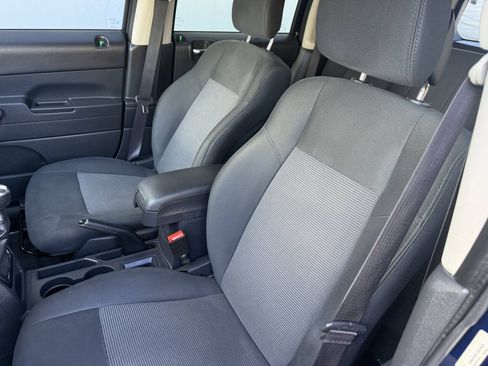 Used 2012 Jeep Patriot Sport FWD image 14