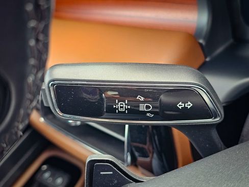 Used 2023 Lincoln Aviator Reserve w/ Equipment Group 201A AWD/4WD image 18