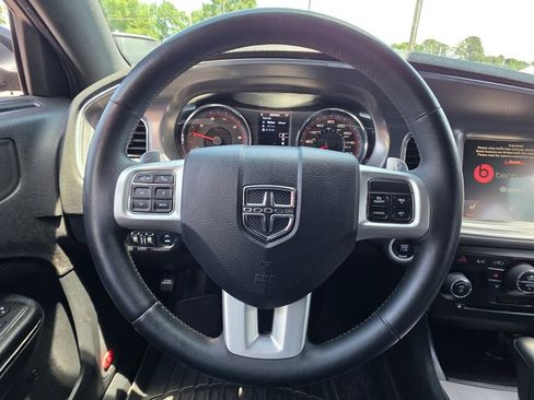 Used 2014 Dodge Charger R/T RWD image 11