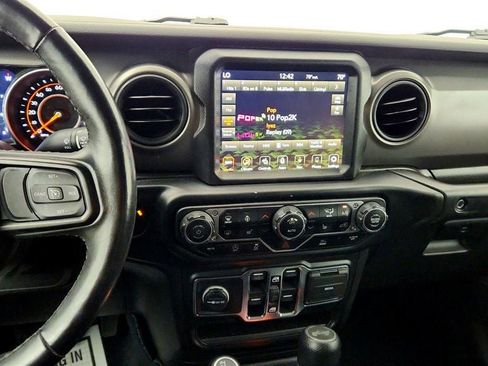 Used 2022 Jeep Wrangler Unlimited Sport AWD/4WD image 16