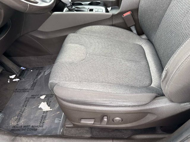 Used 2019 Hyundai Santa Fe SEL FWD image 14