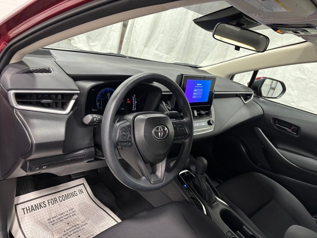 Used 2026 Toyota Corolla LE FWD image 14
