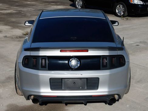 Used 2014 Ford Mustang GT image 5