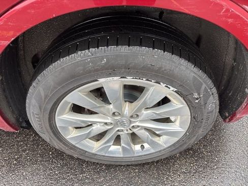 Used 2018 Buick Envision Essence image 12