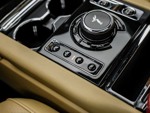 Used 2019 Rolls-Royce Cullinan AWD/4WD image 64