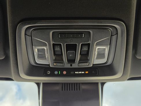 Used 2025 Chevrolet Silverado 1500 High Country w/ High Country Premium Package image 30