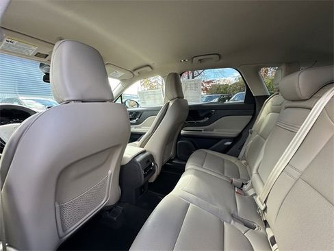 Certified 2022 Lincoln Corsair AWD w/ Equipment Group 101A image 18