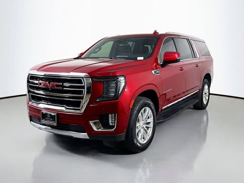 Used 2023 GMC Yukon XL SLT w/ SLT Premium Package AWD/4WD image 1