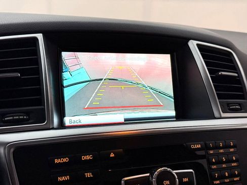 Used 2015 Mercedes-Benz ML 350 ML350 4MATIC w/ Premium 1 Package image 33