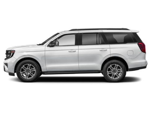 Used 2025 Ford Expedition Active AWD/4WD image 3