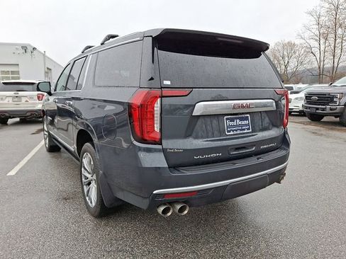Used 2021 GMC Yukon XL Denali w/ Denali Premium Package image 9