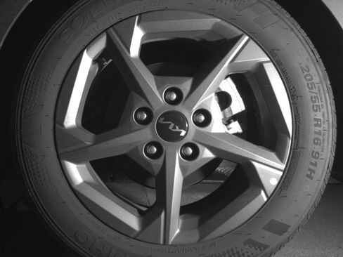 Used 2025 Kia K4 FWD image 17