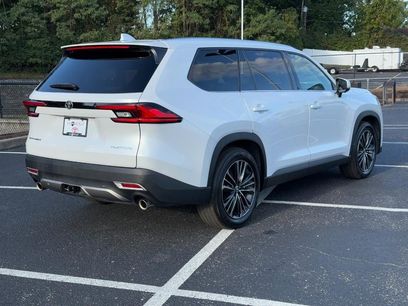 Used 2024 Toyota Grand Highlander AWD Hybrid