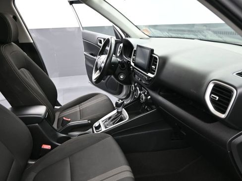 Certified 2023 Hyundai Venue SEL FWD image 26