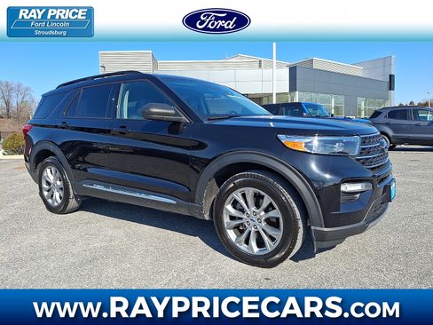 Certified 2023 Ford Explorer XLT w/ Equipment Group 202A AWD/4WD image 1
