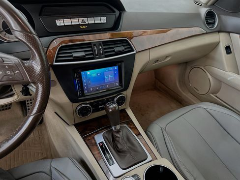 Used 2012 Mercedes-Benz C 300 4MATIC Sedan image 24