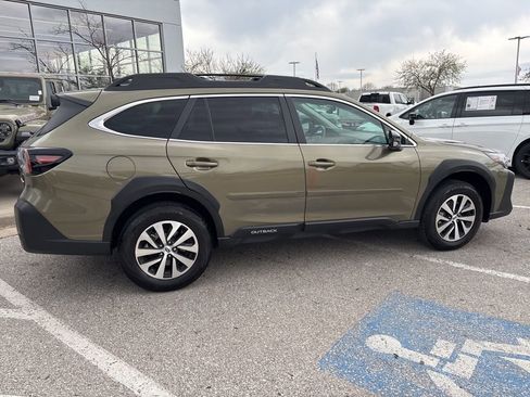 Used 2024 Subaru Outback Premium image 30
