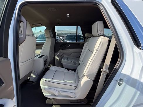 New 2026 GMC Yukon Denali AWD/4WD image 14