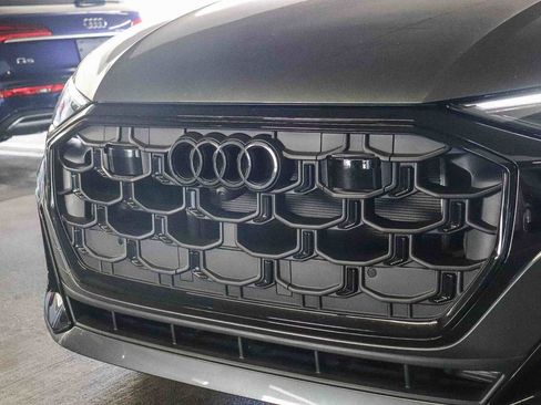 Used 2025 Audi Q8 Premium Plus w/ Premium Plus Package AWD/4WD image 8